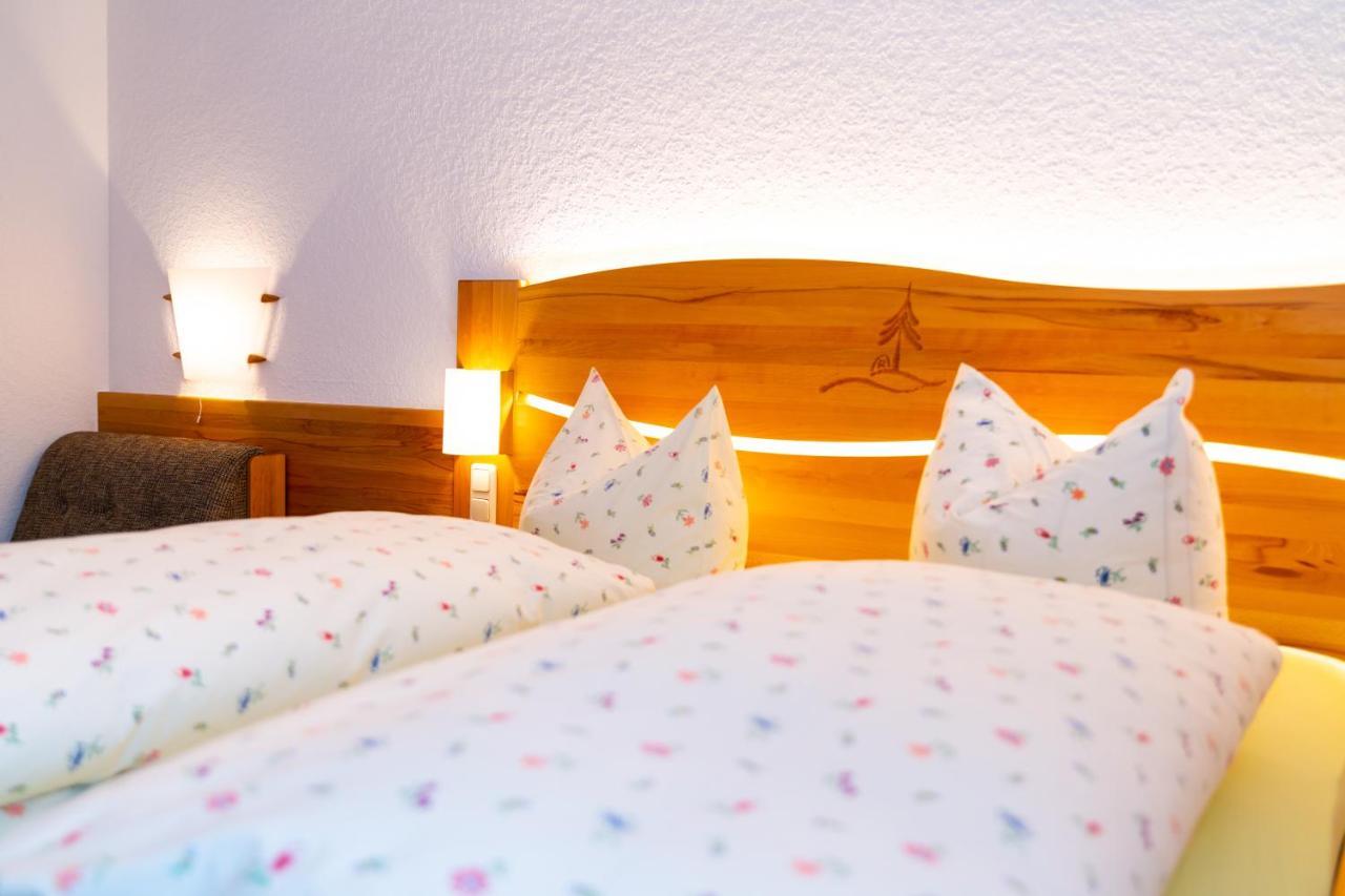 Rennsteighotel Gruener Baum Schmiedefeld am Rennsteig Exteriér fotografie